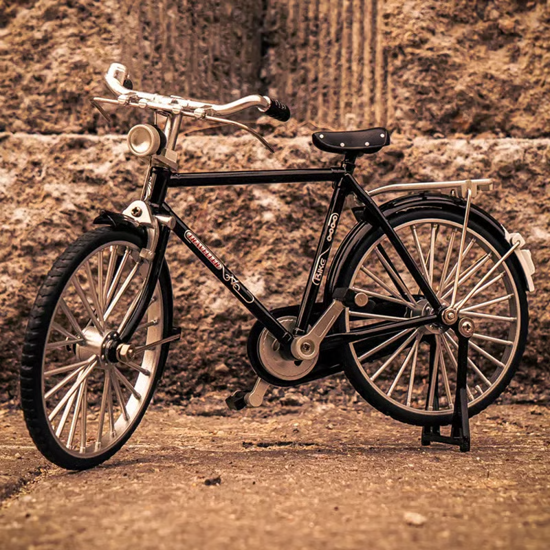 🚴‍♂️✨ Retro Alloy Mini Bike Model – DIY Fun, Classic Style, Timeless Collectible